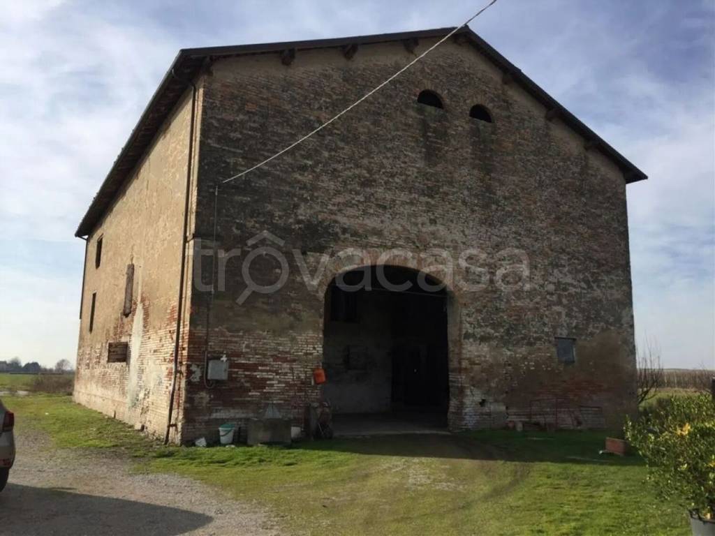 casa indipendente in vendita a Soliera in zona Secchia