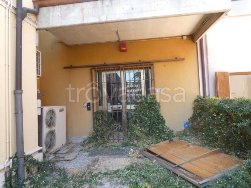 negozio in vendita a Soliera