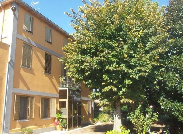 casa indipendente in vendita a Soliera