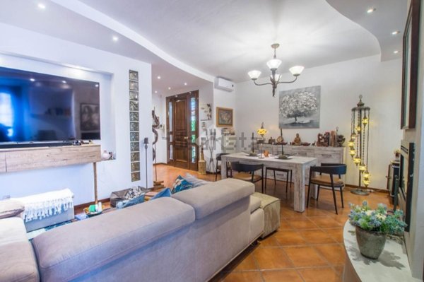 casa indipendente in vendita a Soliera in zona Limidi