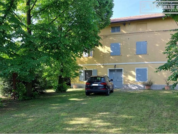 casa indipendente in vendita a Soliera