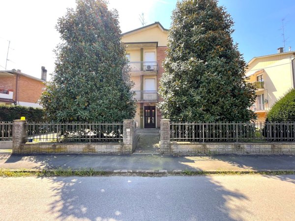 casa indipendente in vendita a Soliera