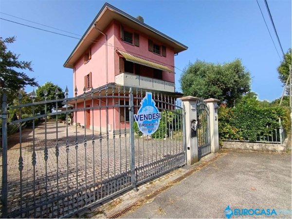 casa indipendente in vendita a Soliera in zona Limidi