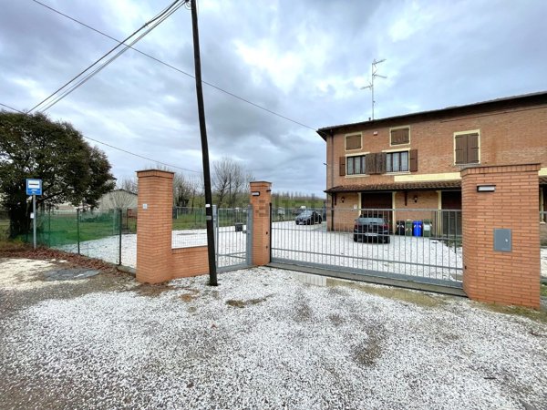 appartamento in vendita a Soliera in zona Sozzigalli