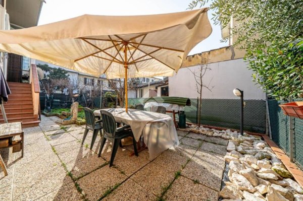 casa semindipendente in vendita a Soliera in zona Limidi