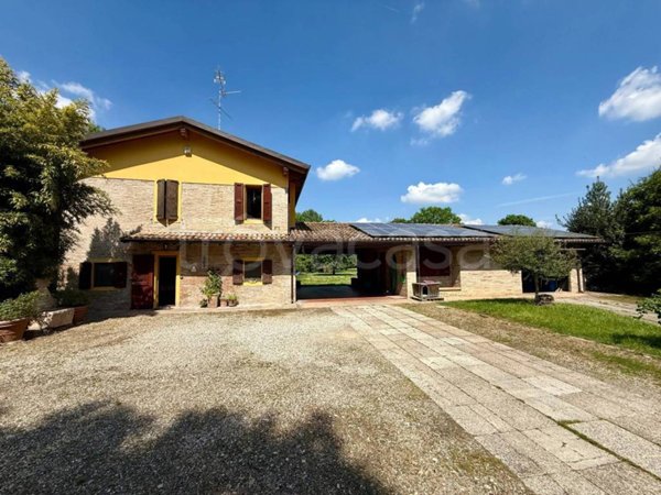casa indipendente in vendita a Soliera in zona Limidi