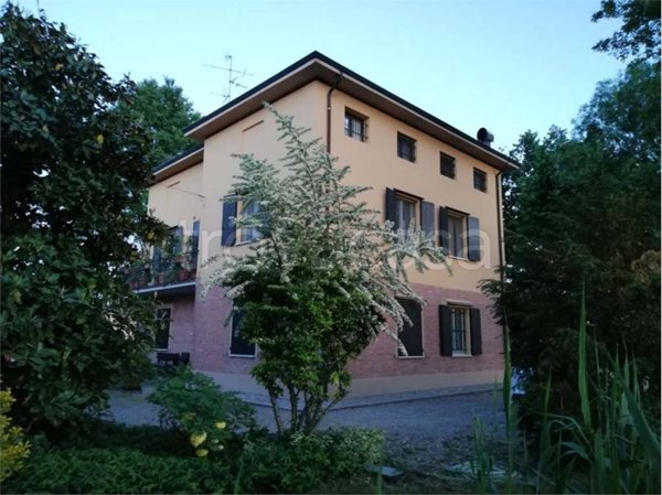 casa indipendente in vendita a Soliera