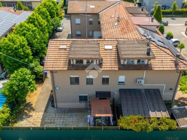 casa indipendente in vendita a Soliera in zona Limidi