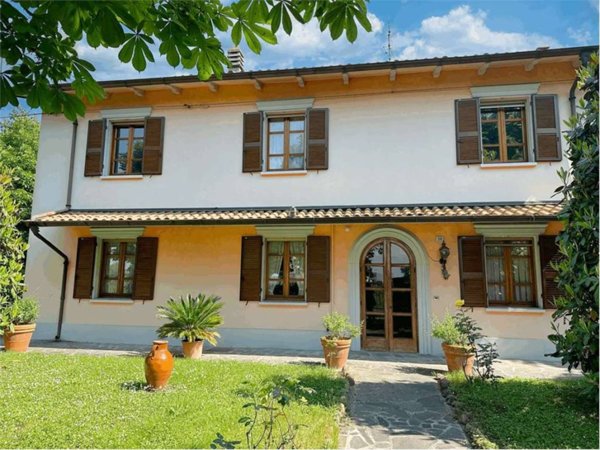 casa indipendente in vendita a Soliera in zona Limidi