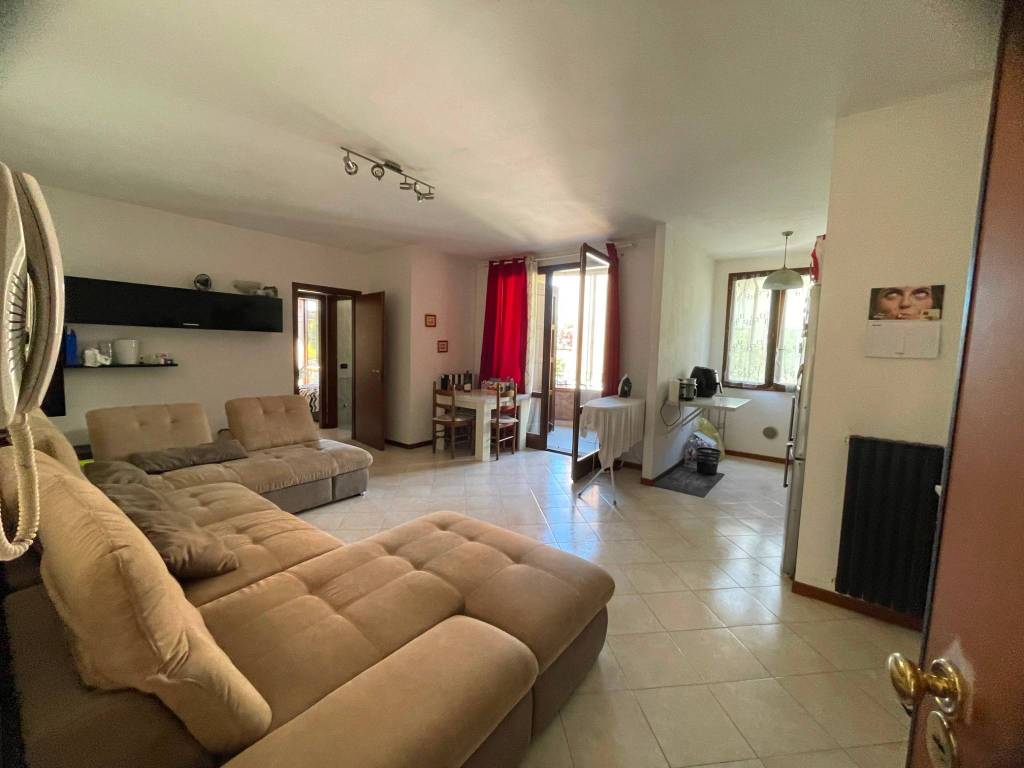appartamento in vendita a Soliera in zona Limidi