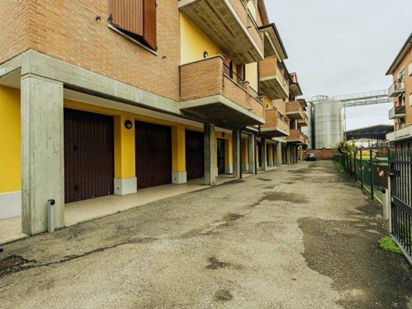 appartamento in vendita a Soliera in zona Limidi