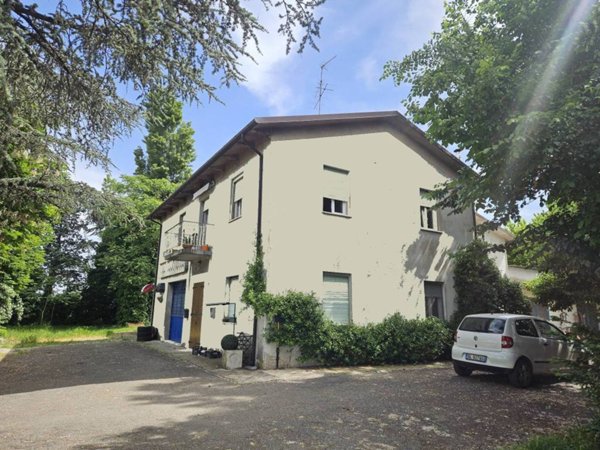 casa indipendente in vendita a Soliera