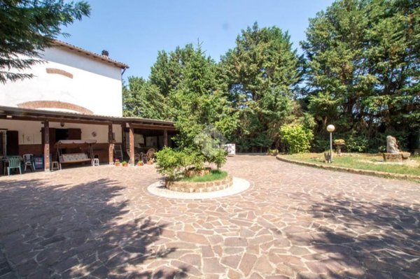 casa indipendente in vendita a Soliera