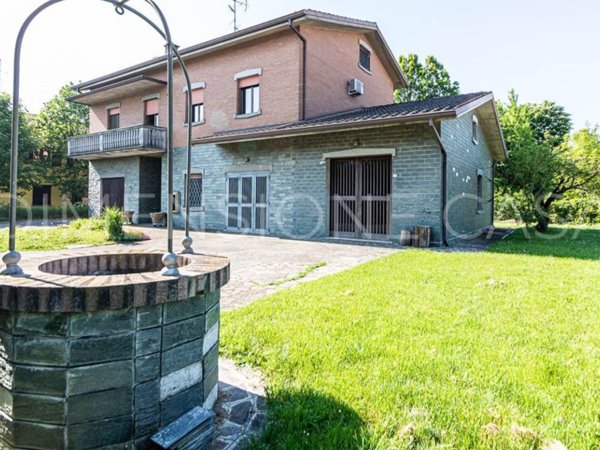 casa indipendente in vendita a Soliera