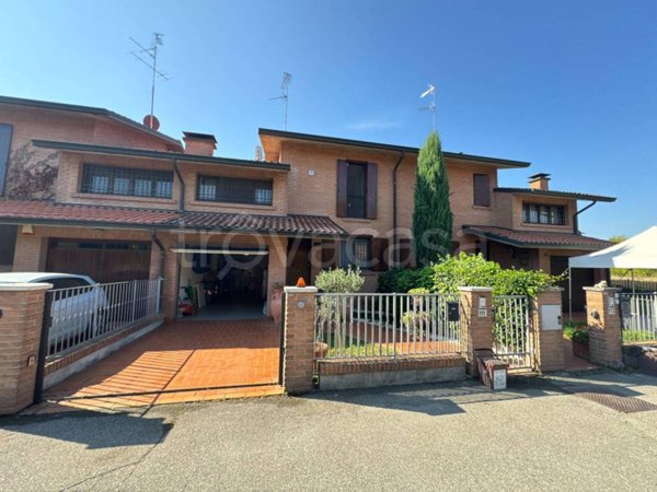 casa indipendente in vendita a Soliera in zona Limidi