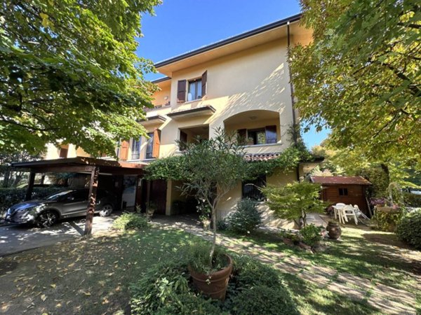 casa indipendente in vendita a Soliera
