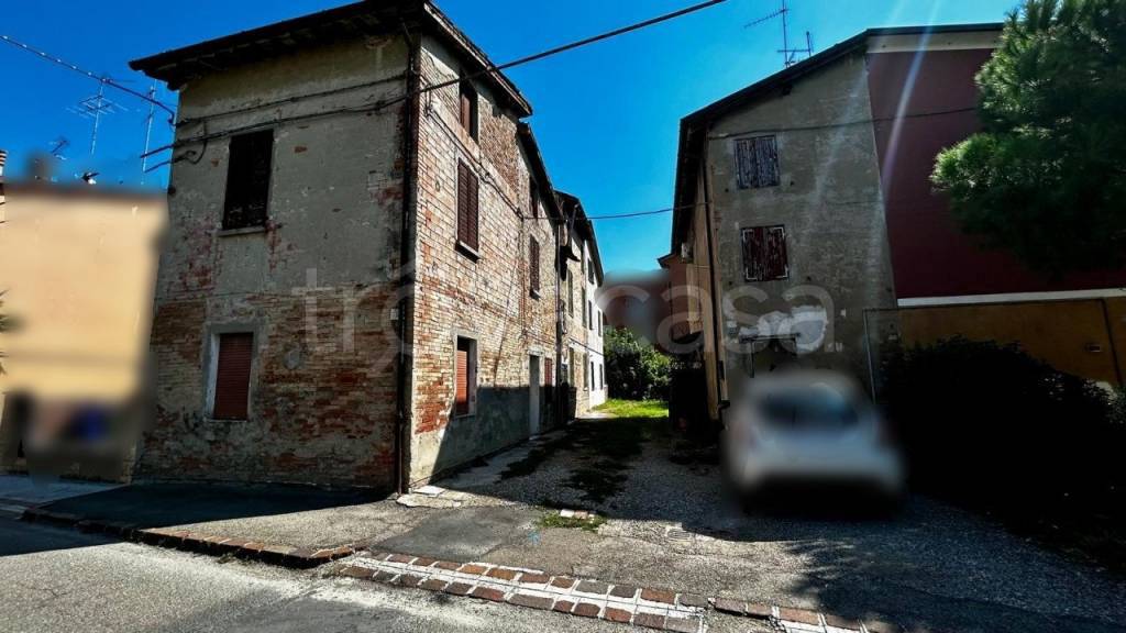 casa semindipendente in vendita a Soliera in zona Limidi
