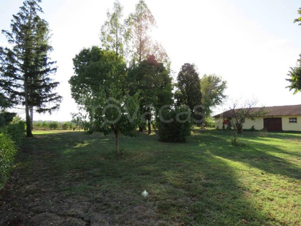 casa indipendente in vendita a Soliera