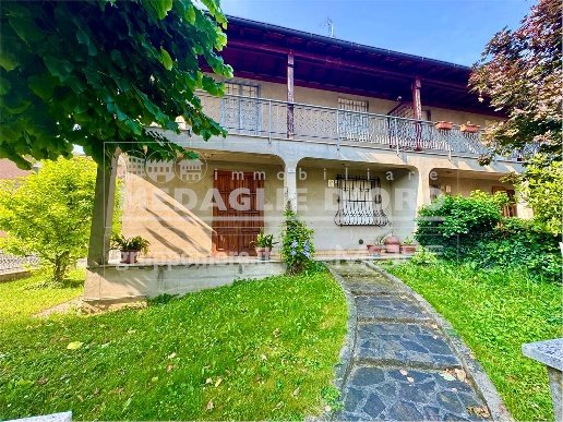 casa indipendente in vendita a Soliera