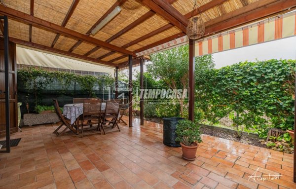 casa indipendente in vendita a Soliera in zona Sozzigalli