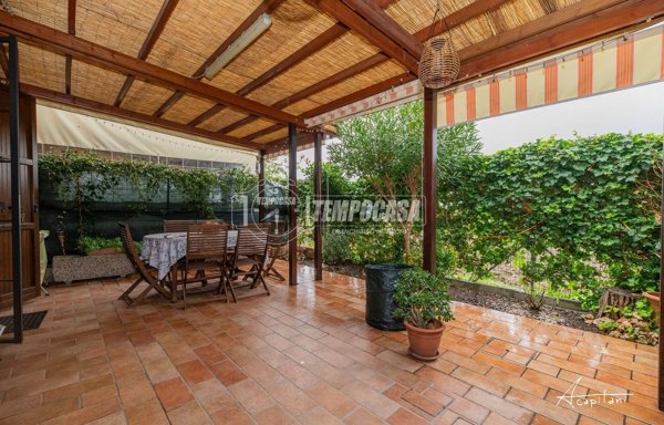 casa indipendente in vendita a Soliera in zona Sozzigalli