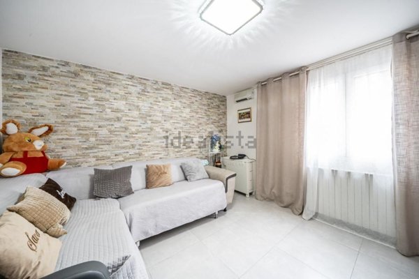 casa semindipendente in vendita a Soliera