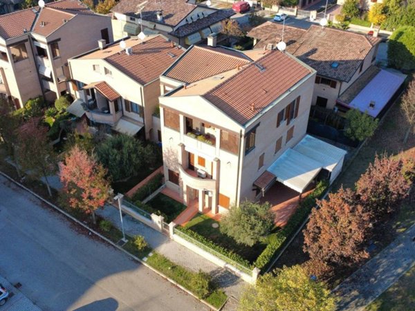 appartamento in vendita a Soliera in zona Limidi