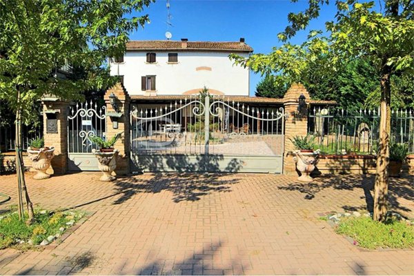 casa indipendente in affitto a Soliera