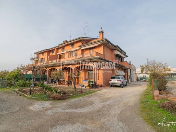 appartamento in vendita a Soliera in zona Limidi