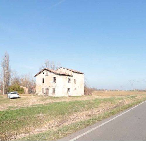 casa indipendente in vendita a Soliera