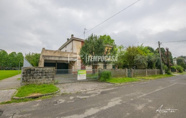 casa indipendente in vendita a Soliera