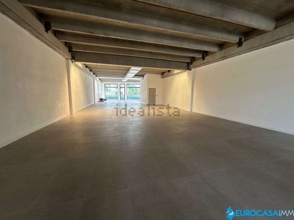 negozio in vendita a Soliera