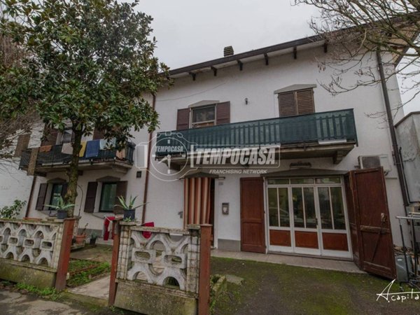 appartamento in vendita a Soliera in zona Limidi