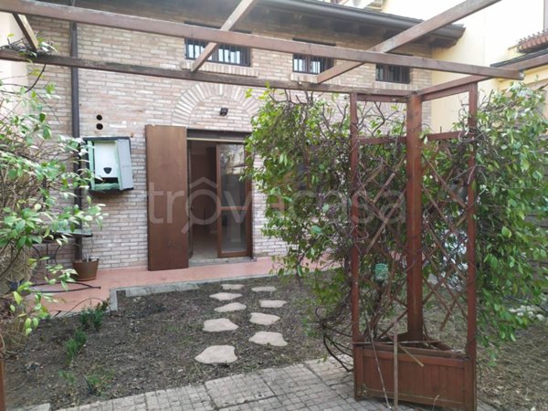 casa indipendente in vendita a Soliera