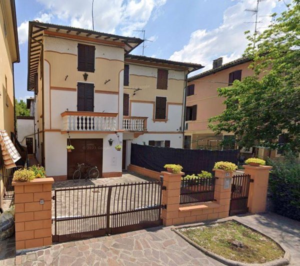 casa indipendente in vendita a Soliera