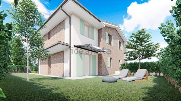 casa indipendente in vendita a Soliera