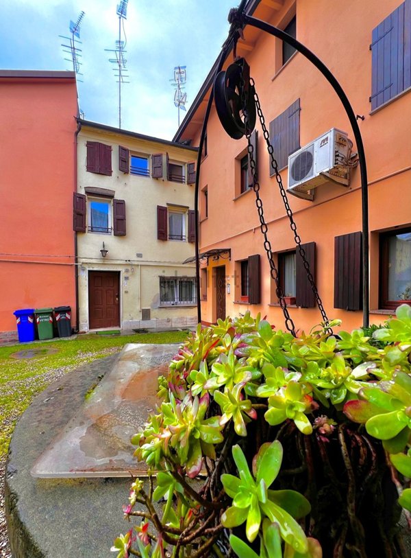 casa indipendente in vendita a Soliera in zona Limidi