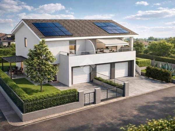 casa indipendente in vendita a Soliera