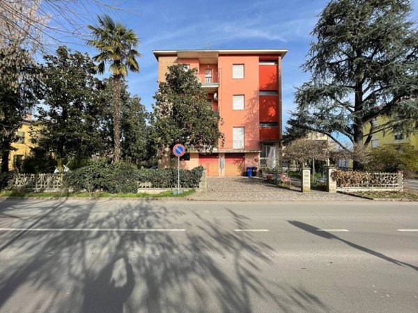 casa indipendente in vendita a Soliera