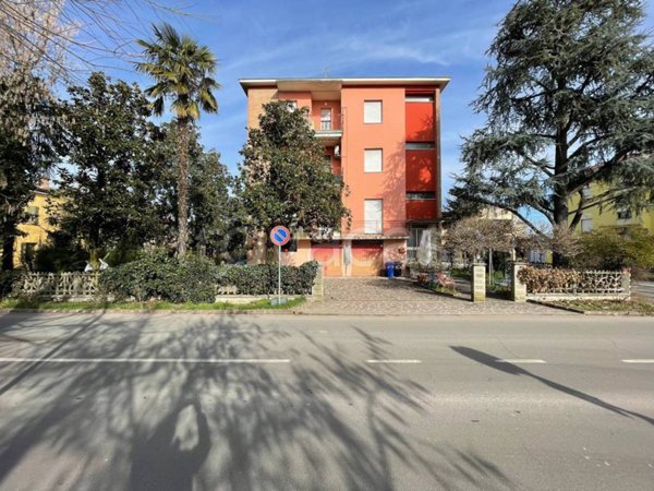 casa indipendente in vendita a Soliera