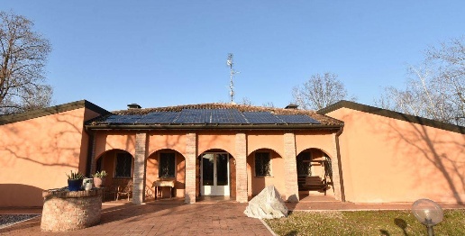 casa indipendente in vendita a Soliera in zona Limidi