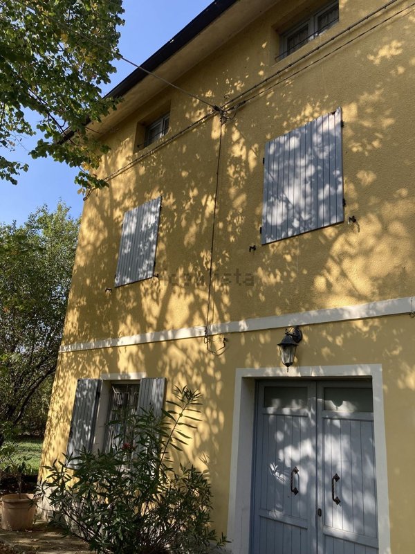 casa indipendente in vendita a Soliera