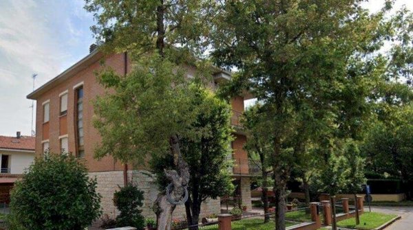 casa indipendente in vendita a Soliera