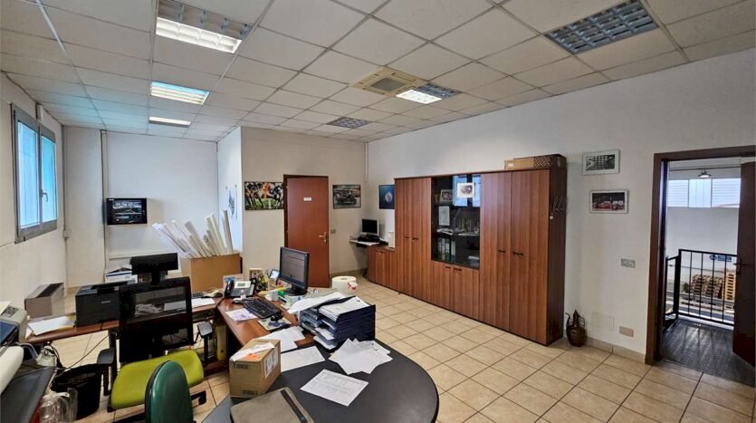 capannone in vendita a Soliera