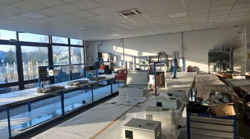 capannone in vendita a Soliera