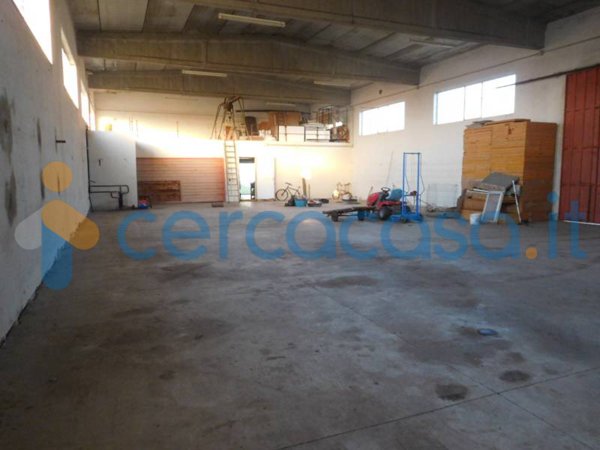 capannone in vendita a Soliera