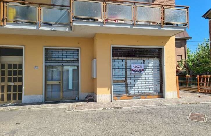negozio in vendita a Soliera