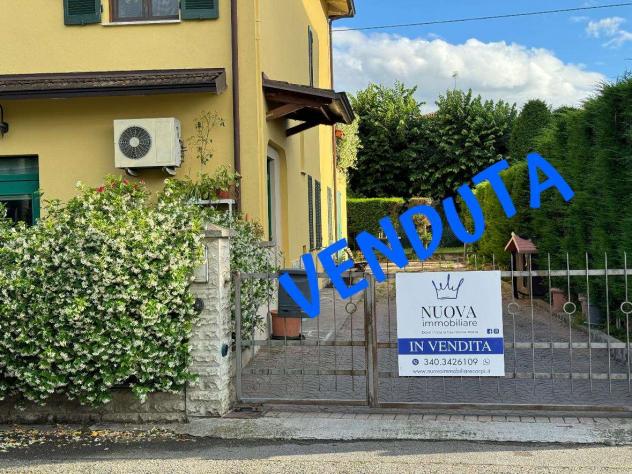 casa indipendente in vendita a Soliera