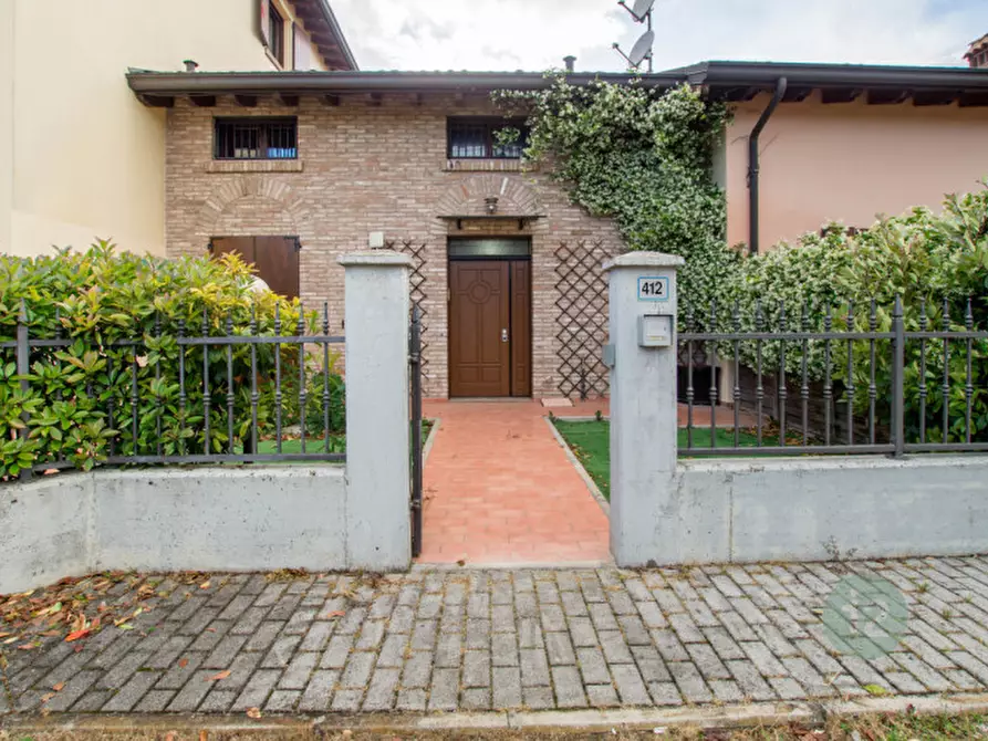 casa indipendente in vendita a Soliera