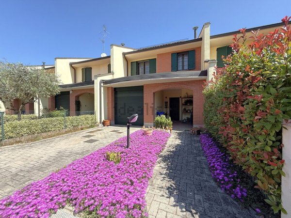 casa indipendente in vendita a Soliera in zona Limidi